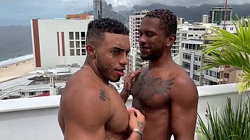 Video de sexo gay amador em suruba