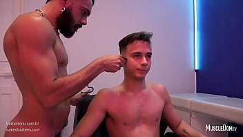 Sexo amador gay barbeiro
