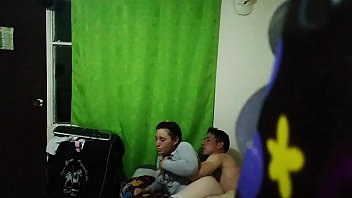 Http gayzinho.com camera-escondida-flagra-sexo-gay