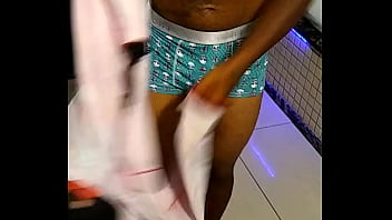 Gay sex videos neguinho brasil favela dando fodido