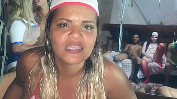 Bailes de carnaval brasileiro com sexo