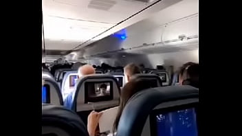 Famosa sexo avião