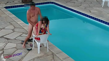 Sexo com casada na piscina