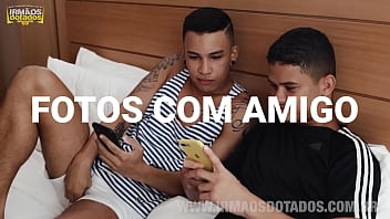 Assistir videos gratis de sexo de gays tranzando com homens