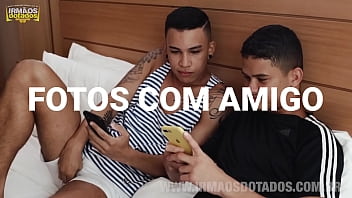 Video sexo gay dando para o carioca dotado