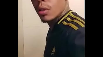 Favela dando sexo gay xvideo