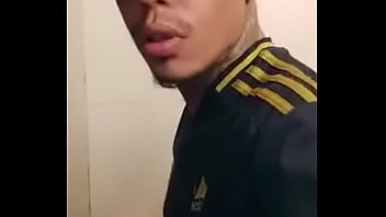 Video sexo metendo em um gay favela