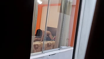 Fazendo sexo com seu cachorro na camara escondida