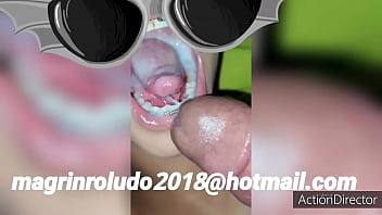 Video novinha fazendo sexo oral e engolindo porra
