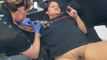 Sexo tatuador tarado