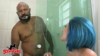 Negão brasileiro fazendo sexo gostoso