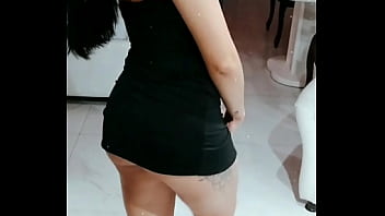 Sexo vestidinho curto provoca