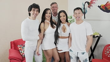 Familia brasileiras fazendo sexo.com