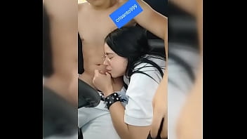 Menina fazendo sexo oral no cunhado