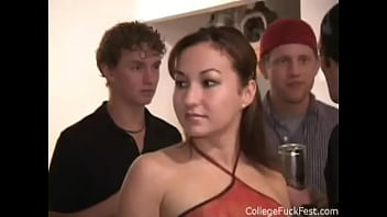 Sexo college orgy fest vdeos