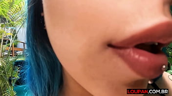 Sexo lesbico porno doido esfregando a buceta