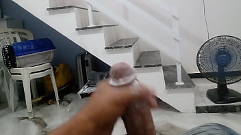 Vídeo de sexo homem velho garanhão batendo punheta