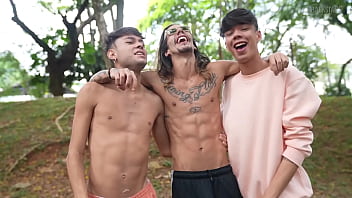 Sexo gay brasil iziz meninos online
