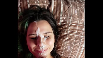 Video de sexo mulher leva gozadas na cara