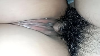 Imagem de homem fazendo sexo com animal