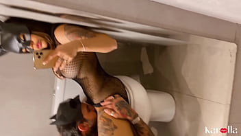 Video porno casal faz sexo durante ua festa