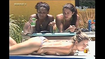 Sexo emily bbb piscina