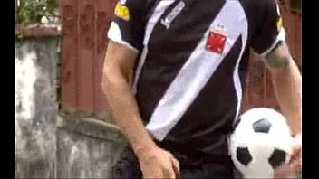 Flagra sexo gay futebol brasil