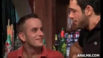 Sexo gay bar man amarrado