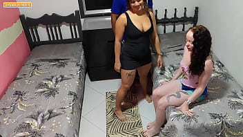 Ensinando virgem a fuder